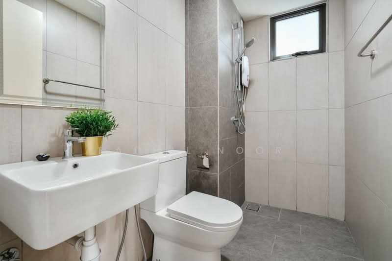 Servis Apartment untuk Disewa di Dian Residency - FADHIL NOOR - Bathroom - PropertyGuru.com.my
