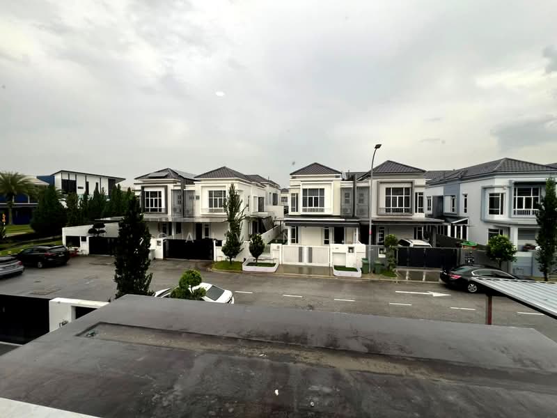 Cluster House for Sale in Setia Tropika (Johor Bahru) - Calvin Lee - PropertyGuru.com.my