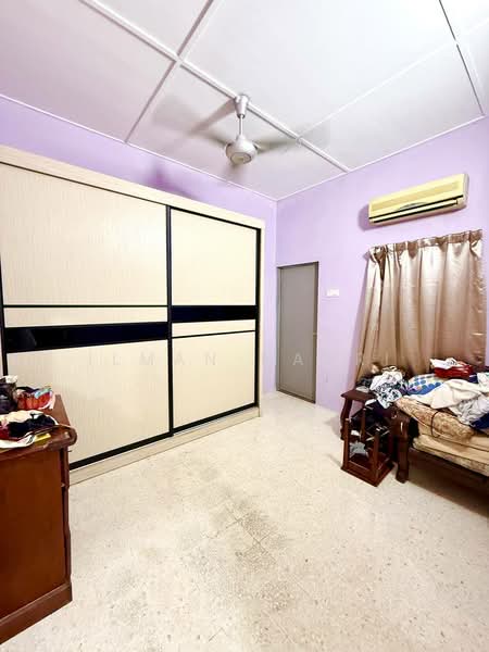 1-storey Terraced House for Sale in Desa Sri Jenaris (Kajang) - Ilman Nahri - Bedroom - PropertyGuru.com.my