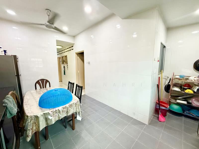 1-storey Terraced House for Sale in Desa Sri Jenaris (Kajang) - Ilman Nahri - Kitchen - PropertyGuru.com.my