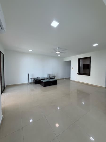 Kondominium untuk Disewa di Royal Domain Sri Putramas 2 - Kenny Lai - Living Room - PropertyGuru.com.my