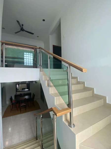 Semi-Detached House for Sale in Bandar Seri Putra (Bangi) - Farah Rasul - PropertyGuru.com.my
