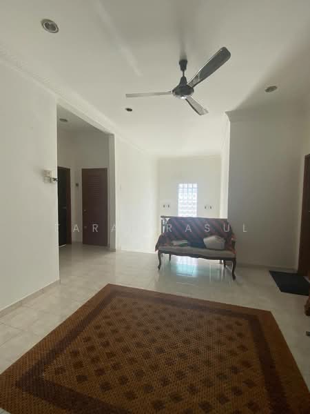 Rumah Berkembar untuk Dijual di Bandar Seri Putra (Bangi) - Farah Rasul - PropertyGuru.com.my