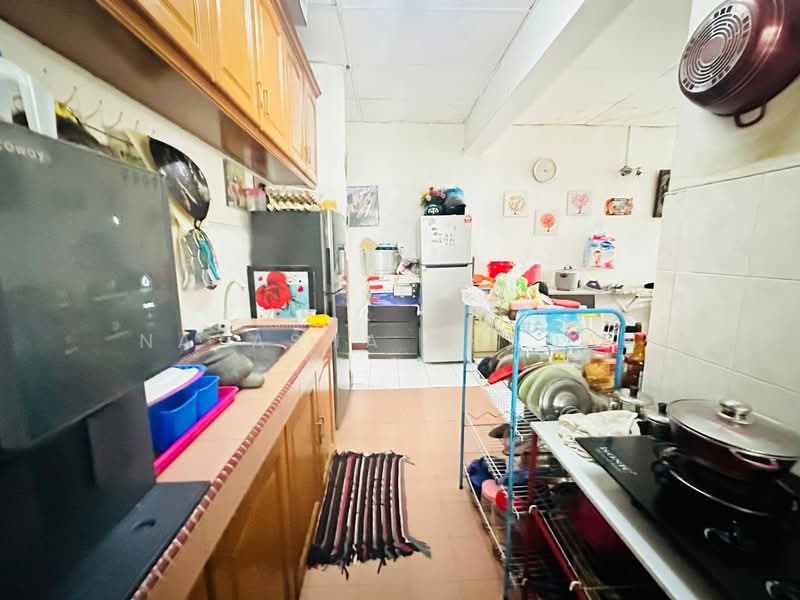 Pangsapuri untuk Dijual di Bandar Bukit Tinggi 1 Apartment - Natasha Shadan - Kitchen - PropertyGuru.com.my