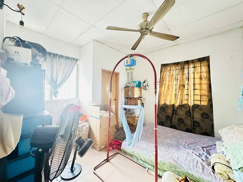 Pangsapuri untuk Dijual di Bandar Bukit Tinggi 1 Apartment - Natasha Shadan - Bedroom - PropertyGuru.com.my