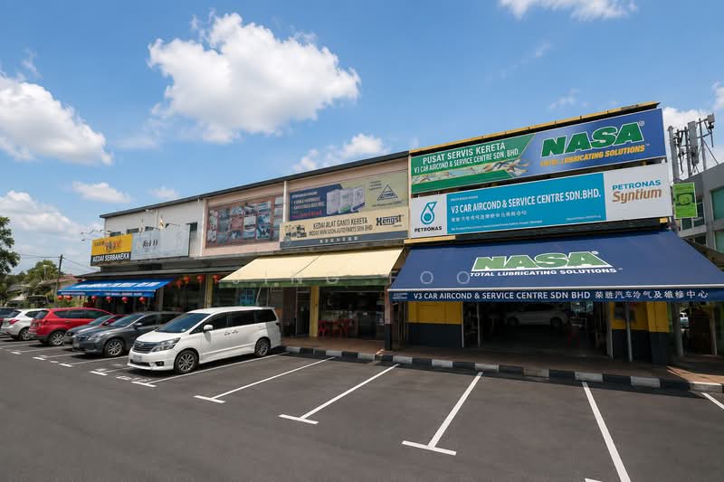 Kedai / Pejabat untuk Disewa di Dengkil (Selangor) - Jing Foo - Exterior - PropertyGuru.com.my