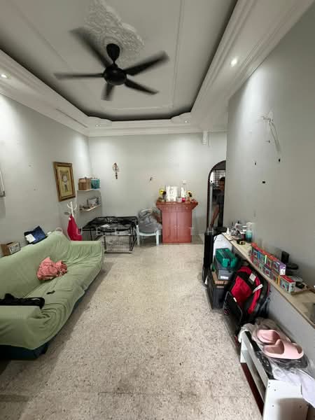 1-storey Terraced House for Sale in Perling (Skudai) - Queena Thye - Living Room - PropertyGuru.com.my