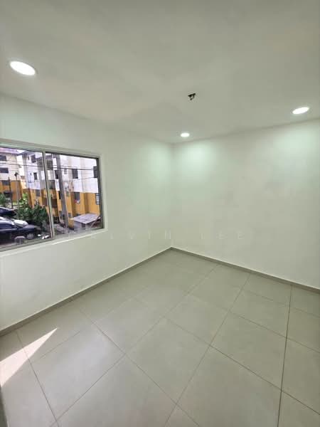 Flat for Sale at Flat Bandar Selesa Jaya @ Jalan Silat Gayong - Calvin Lee - PropertyGuru.com.my