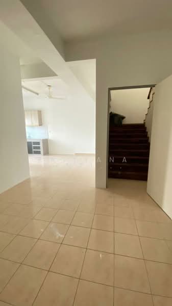2-storey Terraced House for Rent in Taman Sungai Besi Indah (Seri Kembangan) - Faliyana binti Muda - PropertyGuru.com.my