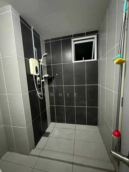 Condominium for Sale at Sierra East - Xinnee . - Bathroom - PropertyGuru.com.my