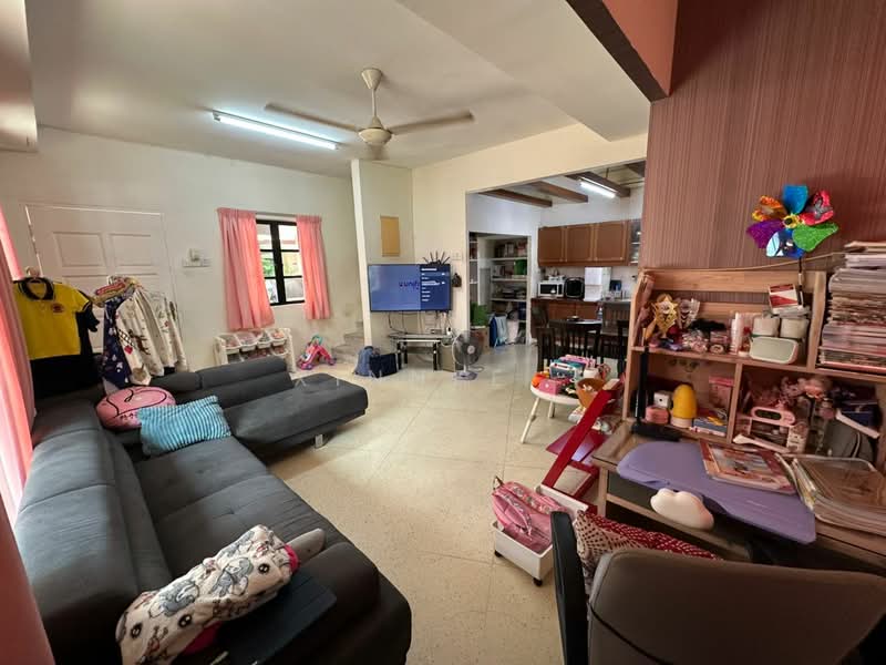 Rumah Bandar untuk Dijual di Tanjung Tokong (Penang) - Xinnee . - Living Room - PropertyGuru.com.my