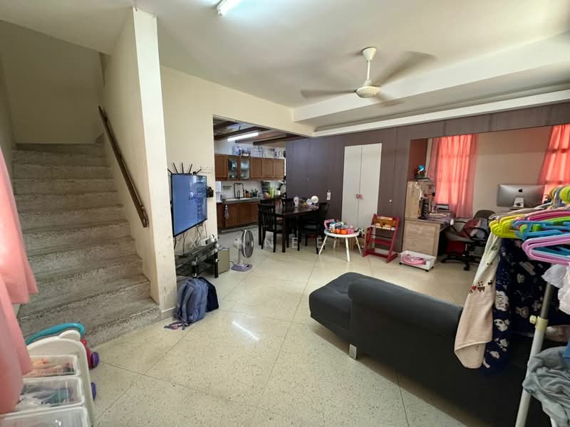 Rumah Bandar untuk Dijual di Tanjung Tokong (Penang) - Xinnee . - Living Room - PropertyGuru.com.my
