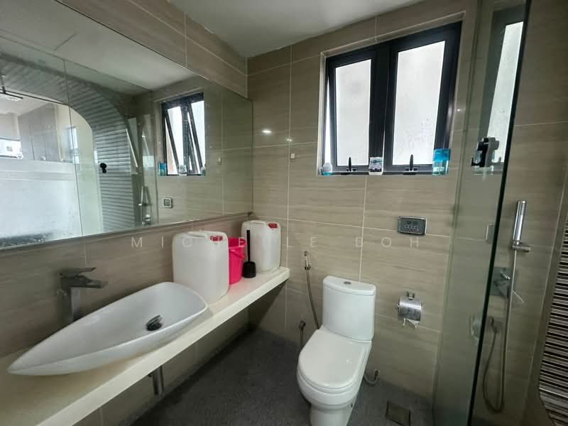 Servis Apartment untuk Disewa di Eve Suite / NZX Square - Michelle Boh - Bathroom - PropertyGuru.com.my