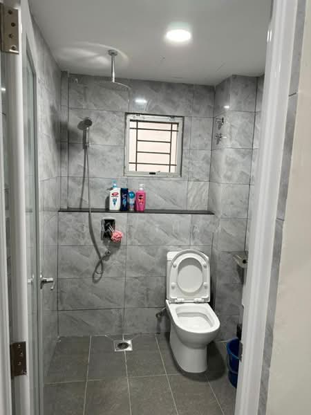 Townhouse for Sale in Taman Mastiara (Jalan Ipoh) - Jan Tham - Bathroom - PropertyGuru.com.my