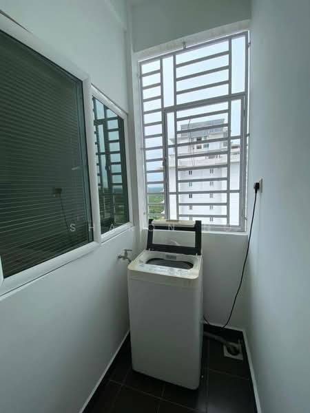 Servis Apartment untuk Dijual di Horizon Residence (Dwi Mutiara) - Sharon Ng - Balcony - PropertyGuru.com.my