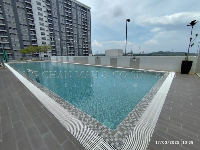 Kondominium untuk Dijual di Kita Impian @ Cybersouth - Leslie Low - Pool - PropertyGuru.com.my