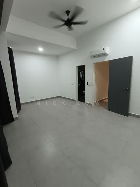 Rumah Teres 2 Tingkat untuk Disewa di Taman Mount Austin (Tebrau) - Nick Low - Interior - PropertyGuru.com.my