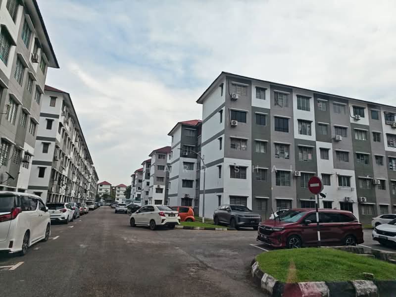 Rumah Flat untuk Disewa di Rumah Pangsa Permas Jaya - Richard Shai - Exterior - PropertyGuru.com.my