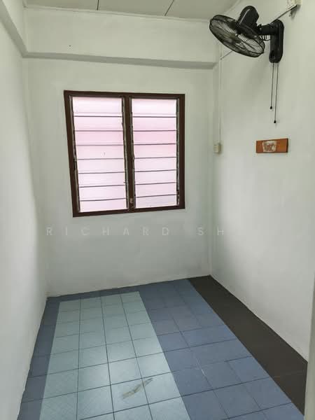 Rumah Flat untuk Disewa di Rumah Pangsa Permas Jaya - Richard Shai - Interior - PropertyGuru.com.my