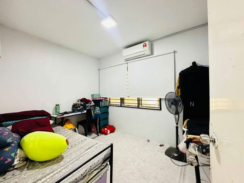 Pangsapuri untuk Dijual di Pangsapuri Bukit Kuda - Natasha Shadan - Bedroom - PropertyGuru.com.my