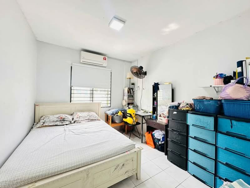 Pangsapuri untuk Dijual di Pangsapuri Bukit Kuda - Natasha Shadan - Bedroom - PropertyGuru.com.my