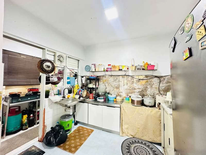 Pangsapuri untuk Dijual di Pangsapuri Bukit Kuda - Natasha Shadan - Kitchen - PropertyGuru.com.my