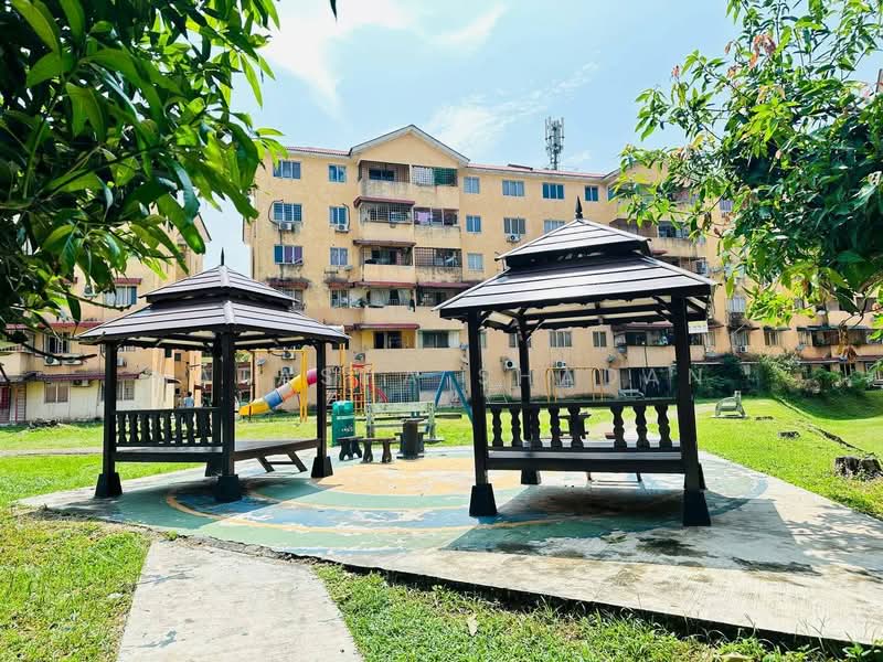 Pangsapuri untuk Dijual di Pangsapuri Bukit Kuda - Natasha Shadan - Exterior - PropertyGuru.com.my