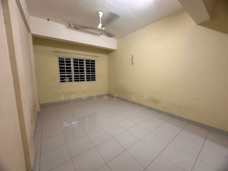 Rumah Flat untuk Disewa di Yadin Impiana - Eugene Cho - Interior - PropertyGuru.com.my