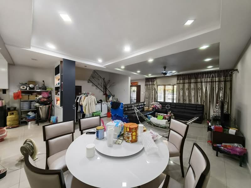 Rumah Teres 2 Tingkat untuk Dijual di Bandar Dato Onn (Tebrau) - Sharon Ng - Living Room - PropertyGuru.com.my