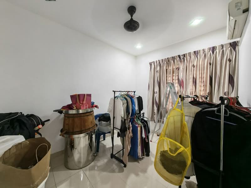 Rumah Teres 2 Tingkat untuk Dijual di Bandar Dato Onn (Tebrau) - Sharon Ng - Bedroom - PropertyGuru.com.my