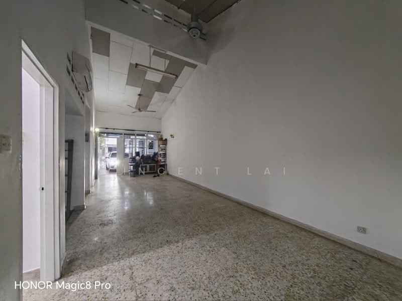 1-storey Terraced House for Rent in Taman Pelangi (Johor Bahru) - Vincent Lai - Interior - PropertyGuru.com.my