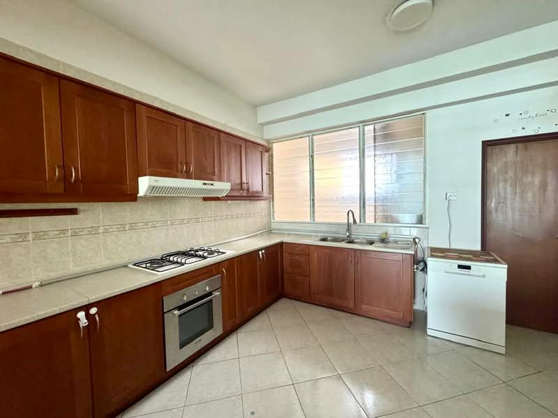 Kondominium untuk Disewa di Gurney Beach Resort - Gan Chun Kai - Kitchen - PropertyGuru.com.my