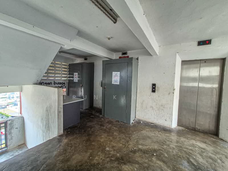 Rumah Flat untuk Dijual di Putra Ria - Amirun Kinanah - Corridor - PropertyGuru.com.my