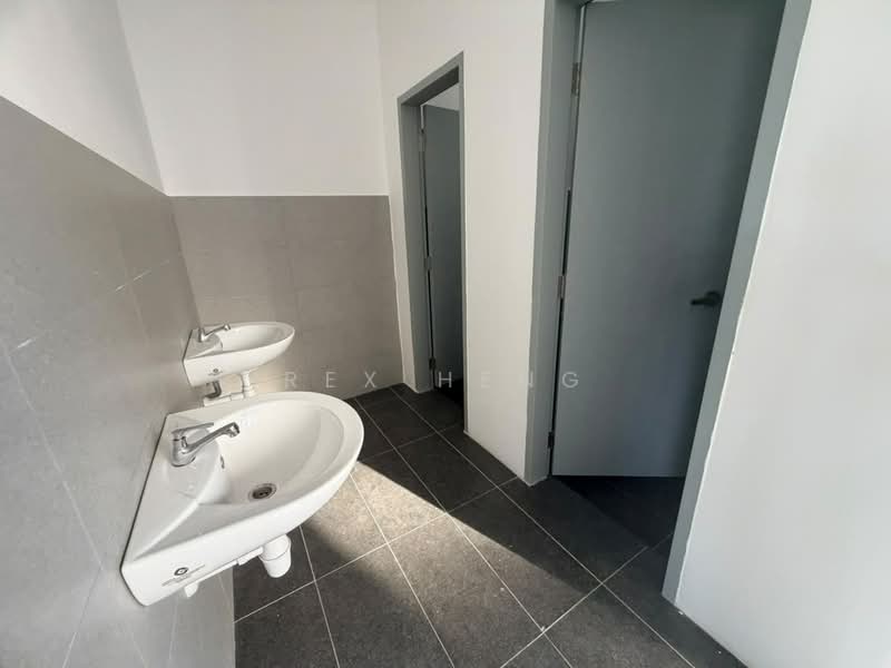Shop / Office for Rent in Austin Crest (Johor Bahru) - Rex Heng - PropertyGuru.com.my