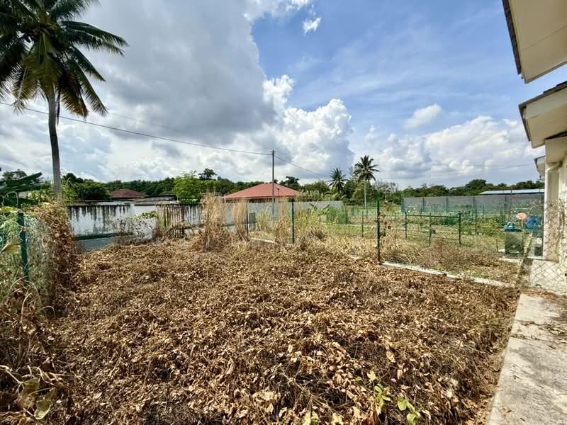 Rumah Teres 1 Tingkat untuk Dijual di Durian Tunggal (Melaka) - Kellyn Foo - Exterior - PropertyGuru.com.my