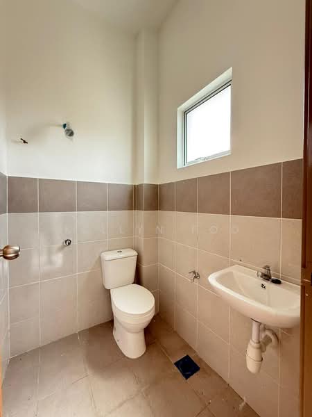 Rumah Teres 1 Tingkat untuk Dijual di Durian Tunggal (Melaka) - Kellyn Foo - Bathroom - PropertyGuru.com.my