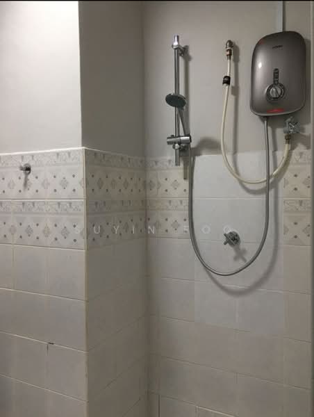 Kondominium untuk Disewa di Kelana Puteri - Suyin Foo - Bathroom - PropertyGuru.com.my
