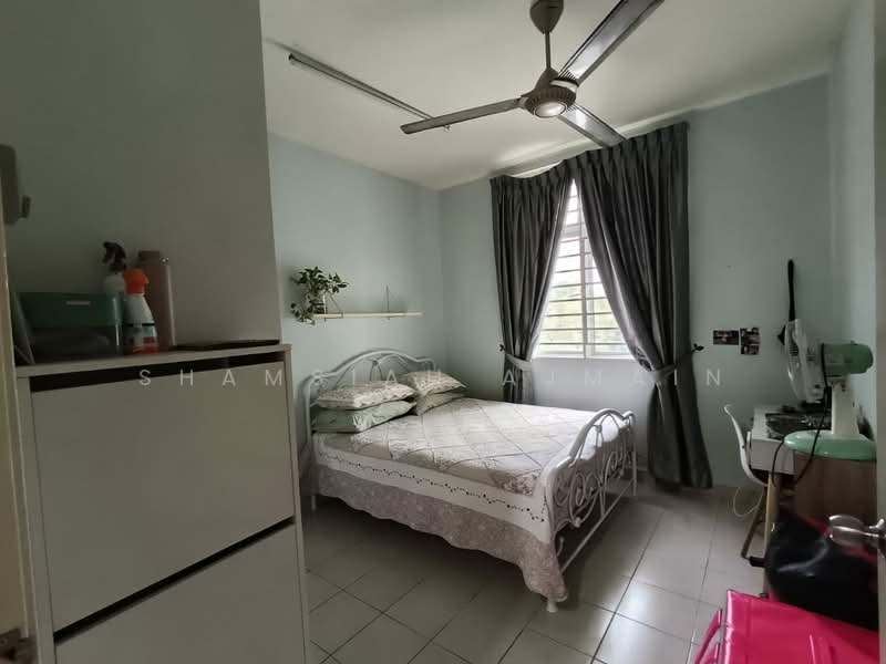 Apartment for Sale at Larai Apartment Presint 6 @ Putrajaya - SHAMSIAH AJMAIN - Bedroom - PropertyGuru.com.my