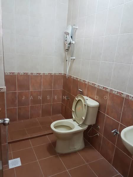 Rumah Berkembar untuk Dijual di SS3 (Petaling Jaya) - Jansen Khoo - Bathroom - PropertyGuru.com.my