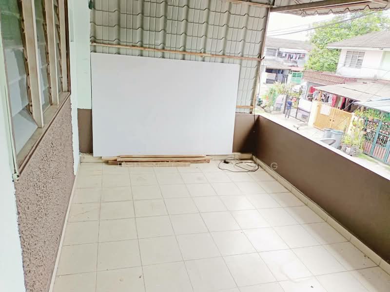 Rumah Teres 2 Tingkat untuk Dijual di Bandar Baru Permas Jaya (Permas Jaya) - Jennifer Ng - Balcony - PropertyGuru.com.my
