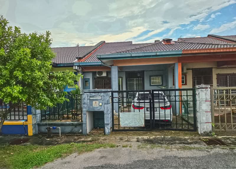 1-storey Terraced House for Sale in Bandar Bukit Raja (Klang) - Amirun Kinanah - Exterior - PropertyGuru.com.my