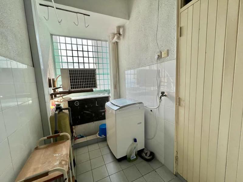 Condominium for Sale at Indah Samudra Condominium - Ong Lih Shyan - Balcony - PropertyGuru.com.my