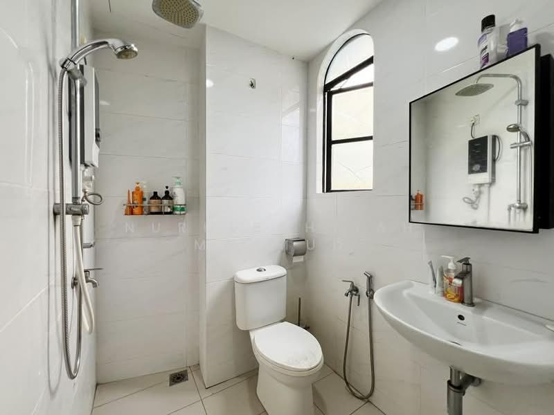 Condominium for Sale at Waizuri 1 - Nurulbahtiah Mahmud - PropertyGuru.com.my