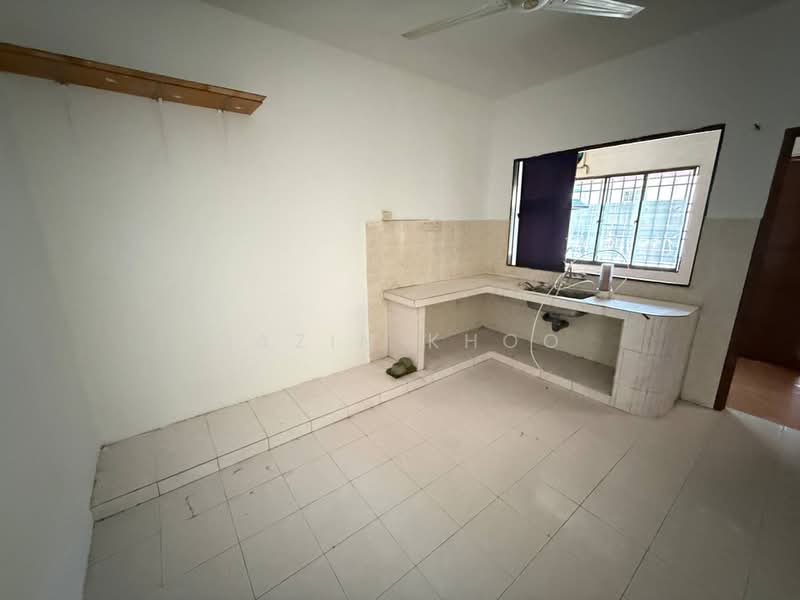 1-storey Terraced House for Sale in Taman Lintang Makmur (Sungai Siput) - Qazin Khoo - PropertyGuru.com.my