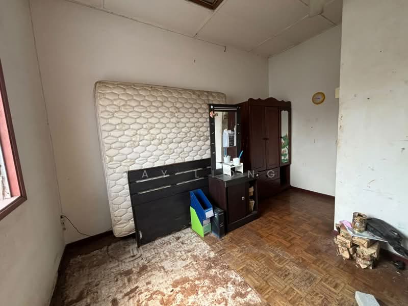 Rumah Teres 2 Tingkat untuk Dijual di Bukit Sentosa (Rawang) - May Liong - Bedroom - PropertyGuru.com.my