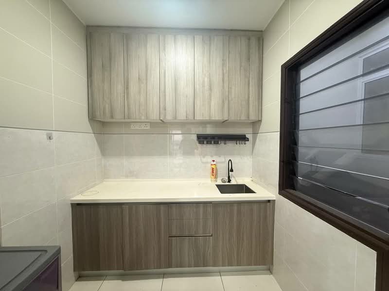 Condominium for Rent at Paraiso Residence @ The Earth - Carson Lai - Kitchen - PropertyGuru.com.my
