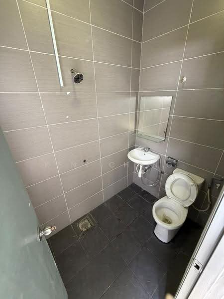 2-storey Terraced House for Sale in Taman Bandar Sunway (Petaling Jaya) - Kent Chong - Bathroom - PropertyGuru.com.my