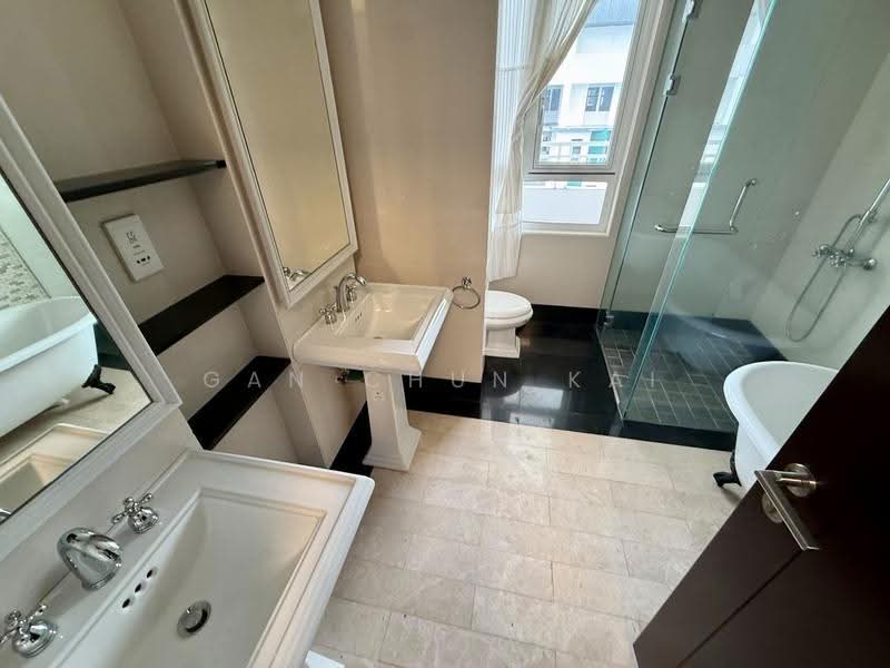 Kondominium untuk Disewa di Quayside Seafront Resort Condominiums - Gan Chun Kai - Bathroom - PropertyGuru.com.my