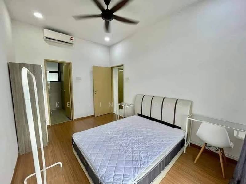 Condominium for Sale at Oasis - Kelvin Chong - Bedroom - PropertyGuru.com.my