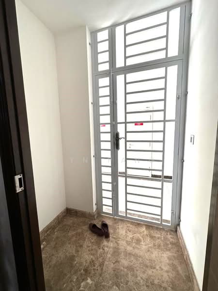 Service Residence for Sale at Paragon Residences @ Straits View - Lyn Pang - PropertyGuru.com.my